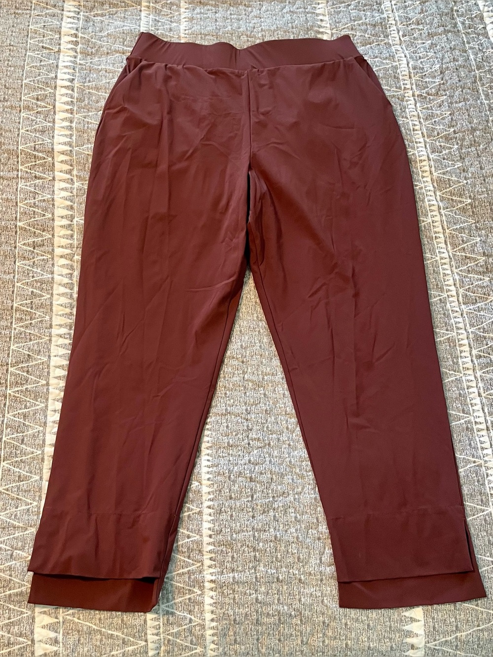Aday Straight Up Dress Pant Burgundy Recycled Technical Silk High Rise Size Medi - Picture 2 of 10
